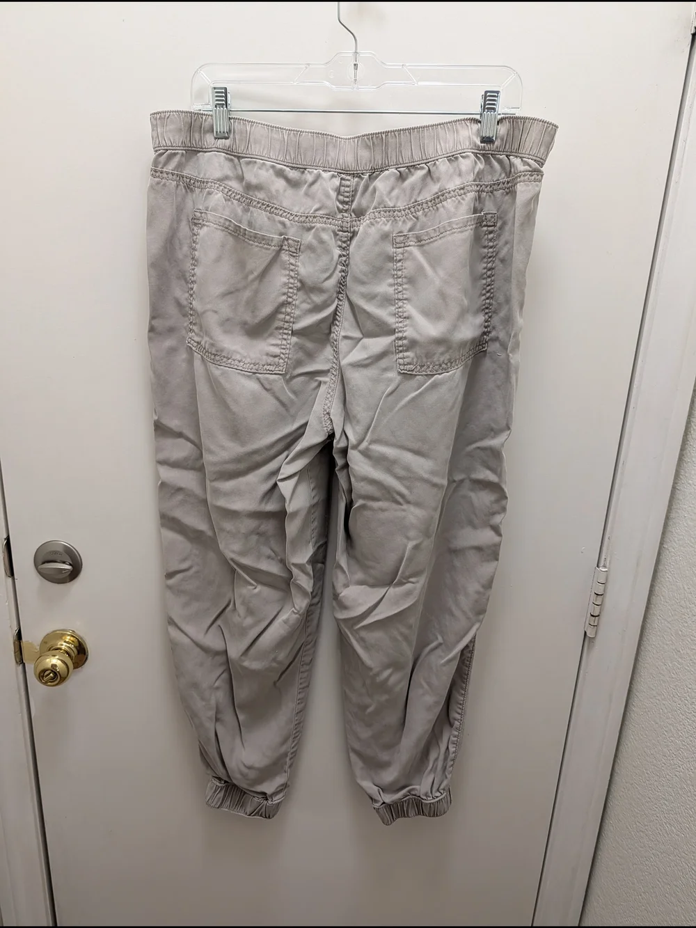 Nine West Light Gray Jogger Pants with Elastic Cuffs